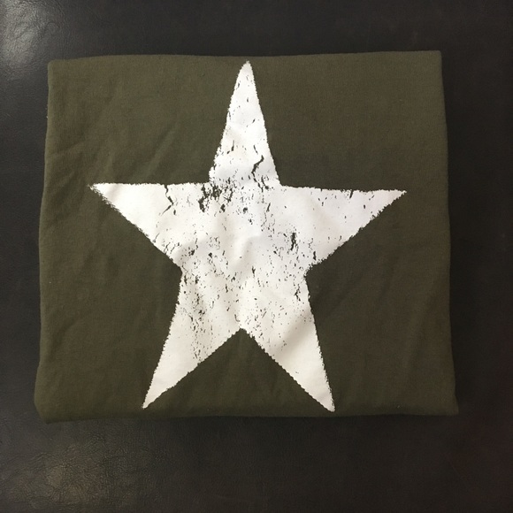 Olive Green Star T-shirt - Picture 2 of 2